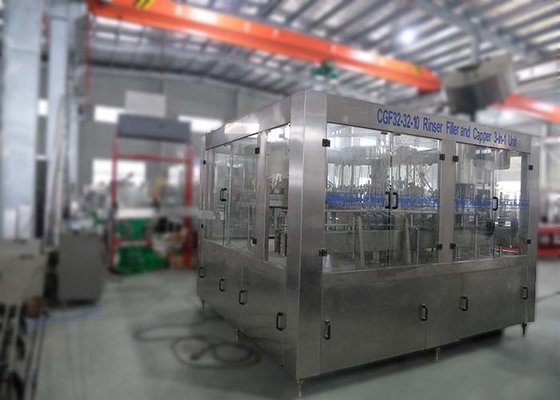 China Máquina de enchimento automática da água da válvula da elevada precisão, máquina JR-BGF40-40-10 do reenchimento da garrafa de água fornecedor