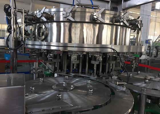China Precisão de enchimento plástica fria do tampão de parafuso ±5mm da máquina de engarrafamento da pequena escala da bebida fornecedor