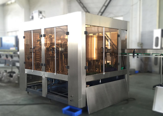 China Máquina de enchimento carbonatada automática da bebida, máquina de enchimento carbonatada do refresco fornecedor