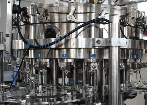 China Enxaguando a máquina de engarrafamento tampando de enchimento 2.2kw da cerveja do ofício põe 1200-1800 BPH fornecedor