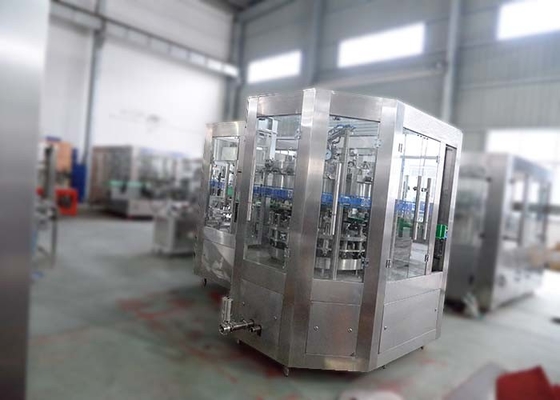 China A máquina de enchimento industrial 3500-5000 da lata controle de alta velocidade do PLC pode/hora fornecedor