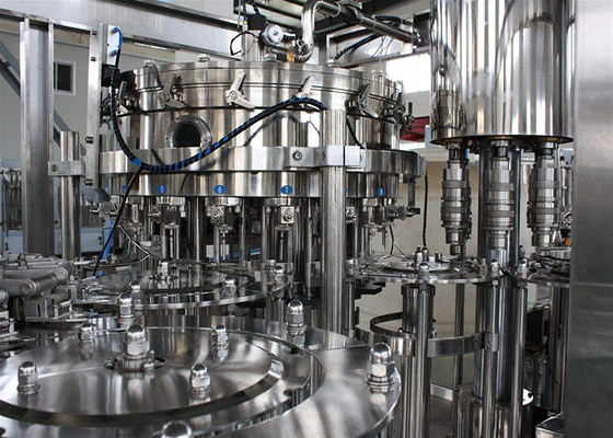 China A lata de soda carbonatou a capacidade da válvula 30000BPH da elevada precisão da máquina de enchimento da bebida fornecedor