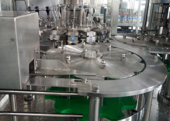 China 3 em 1 linha de produção eficiência elevada fácil do equipamento da máquina de engarrafamento da cerveja da operação fornecedor