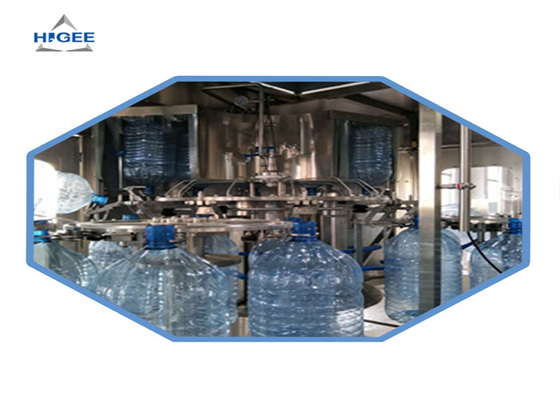 China Equipamento de engarrafamento carbonatado automático da bebida da máquina de enchimento da água de 5 litros fornecedor