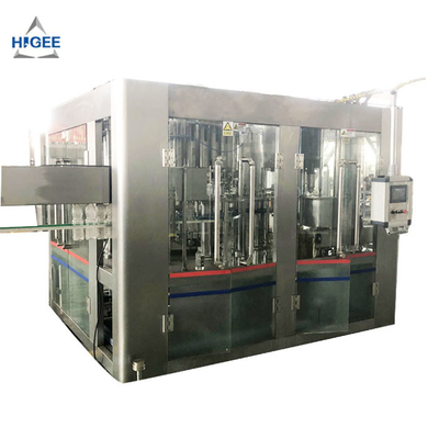 China 3 em 1 máquina de enchimento automática 10000 Bph da água para 500 Ml com ISO 9001 fornecedor